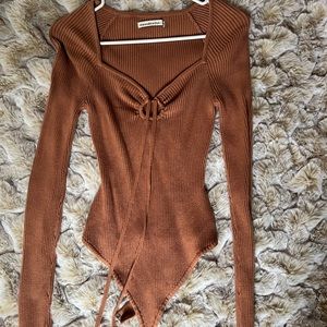 Abercrombie long sleeve tie bodysuit sweater